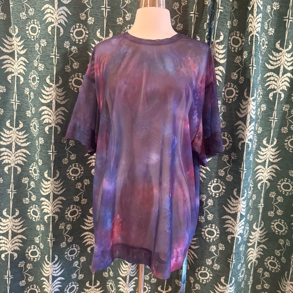 ATHLETA Mesh Top Oversized Layering Shirt Medium Purple Pink Tie-Dye Tee - Picture 5 of 8